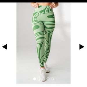 THE Vitality Ascend Pant